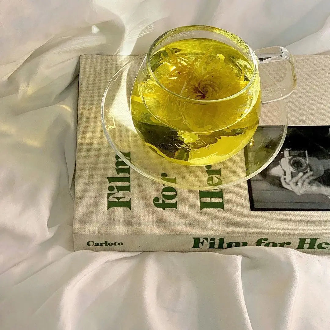 Glass cup + saucer set