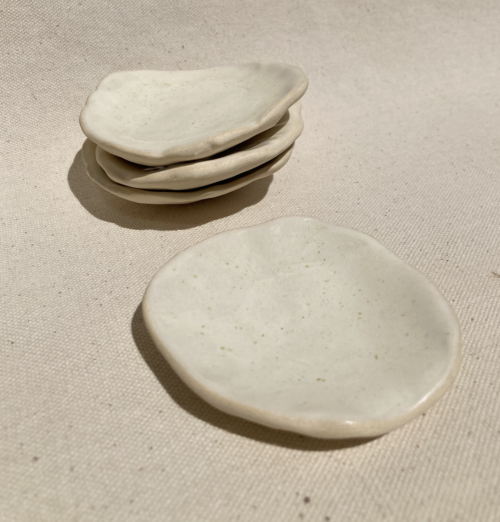 Pinch Pot - White Cream